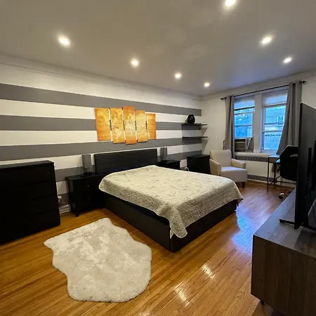 2 Large Bedrooms In Rego Park New York Exterior photo